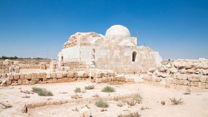 shutterstock_73256095-Hammam-Al-Sarah-desert-castle-World-heritage.Jordan-c-Alexandar-Todorovic-950.jpg