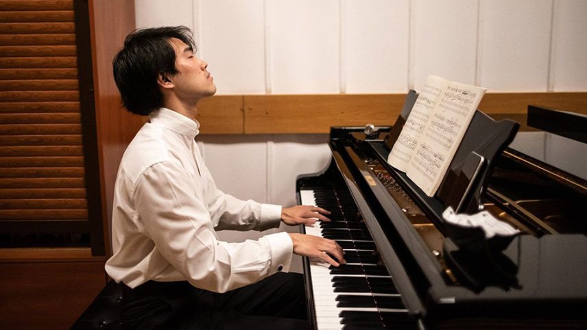 Bruce-Liu-Chopin-Piano-Competition-winner-c-Wojciech-Grzędziński-NIFC-950.jpg