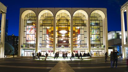 shutterstock_635919644-MET-The-Metropolitan-Opera-at-Lincoln-Center-in-Manhattan-New-York-c-4kclips-950.jpg