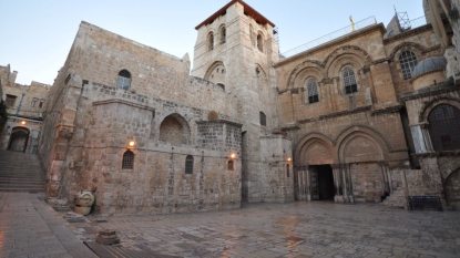 The_Church_of_the_Holy_Sepulchre-Jerusalem-R.jpg