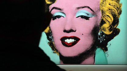 Andy-Warhol’s-1964-‘Shot-Sage-Blue-Marilyn.’displayed-during-a-press-preview-March-21-2022-in-New-York-TIMOTHY-A.-CLARY-AFP-950.jpg