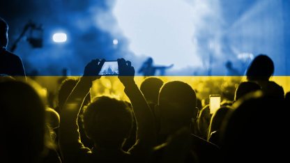 shutterstock_471682355-stopwar-concert-Ukrajnáért-950.jpg