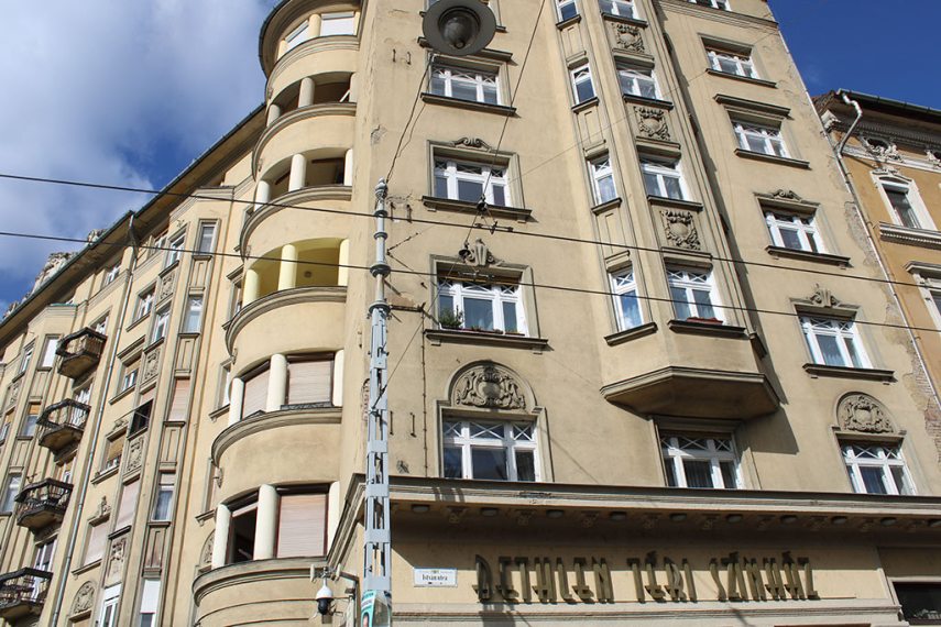 A Bethlen téri bérpalota