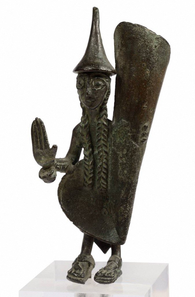 This undated photo handout on May 7, 2022 by the Italian Culture Ministry shows a small bronze statue unearthed from the tomb of Cavalupo at Vuci, which gives its name to the 'boxers' of the southern necropolis of Mont'e
Prama at the Mont'e Prama archeological site in Cabras, western central Sardinia. - Archeologists in Sardinia have unearthed the torsos of two more limestone statues of boxers within the Iron Age necropolis of Mont'e Prama, Italy's culture ministry said on May 7, 2022. (Photo by Handout / ITALIAN MINISTRY OF CULTURE / AFP) / RESTRICTED TO EDITORIAL USE - MANDATORY CREDIT "AFP PHOTO / ITALIAN MINISTRY OF CULTURE / HANDOUT" - NO MARKETING - NO ADVERTISING CAMPAIGNS - DISTRIBUTED AS A SERVICE TO CLIENTS