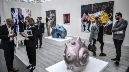 Paris-art-Basel_Stephane-de-Sakutin-AFP-e1666281122987.jpeg