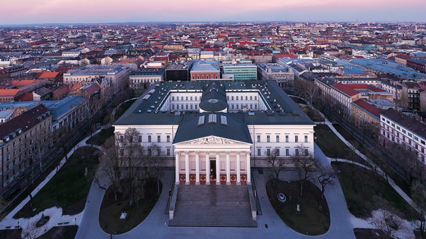 Nemzeti-Muzeum-Shutterstock.jpg