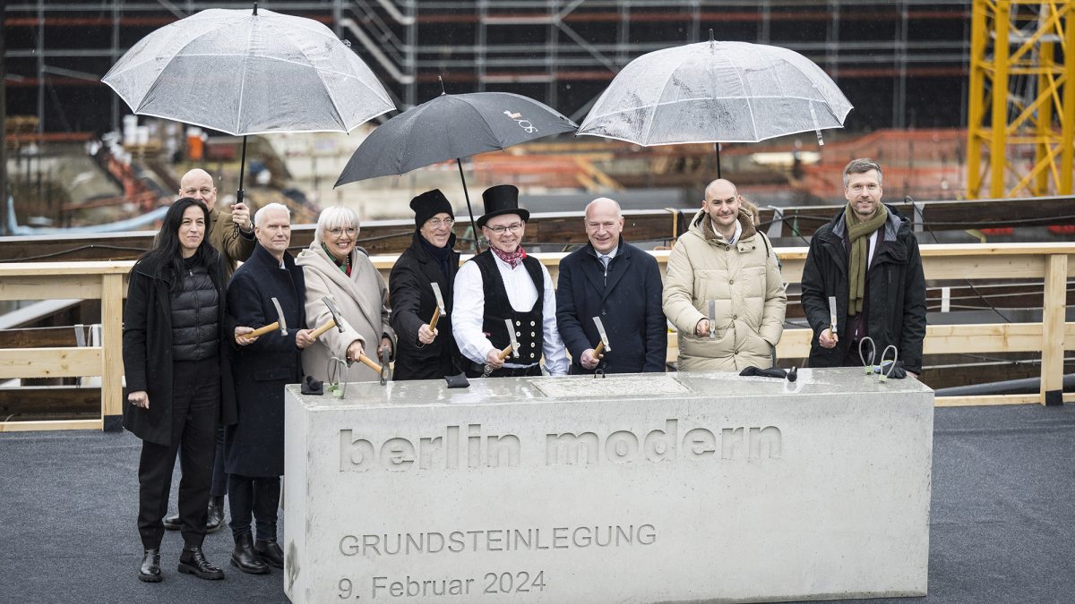 Berlin Modern alapkőletétel AFP.jpg