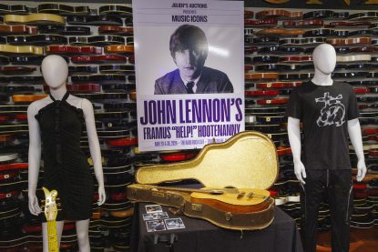 John Lennon Hootenanny gitár MTI EPA.jpg