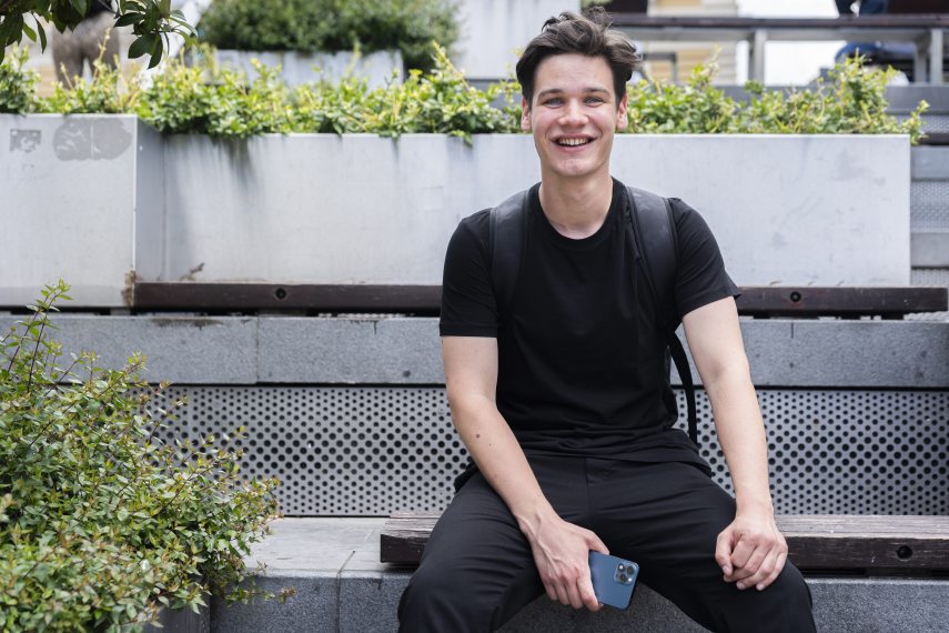 Bánki Beni, a KultUp csapat fiatal tagja, költő és slammer.