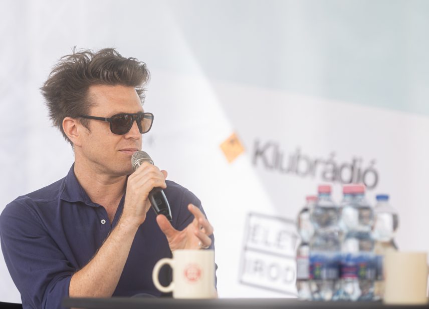 Wunderlich József a Nekem az olvasás – fiatal szemmel programon a  95. Ünnepi Könyvhéten 2024. 06. 14-én/Fotó: Csákvári Zsigmond / Kultúra.hu
