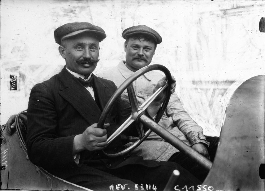 Ferenc_Szisz_at_the_1914_French_Grand_Prix.jpg