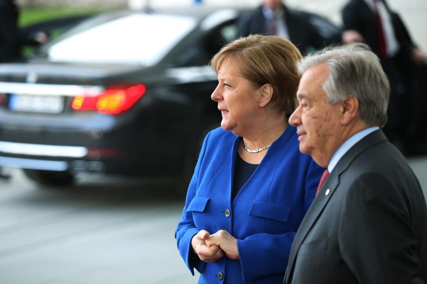 Angela Merkel és António Guterres 2020. január 19-én. Fotó: Murat Kula / Anadolu Agency via AFP