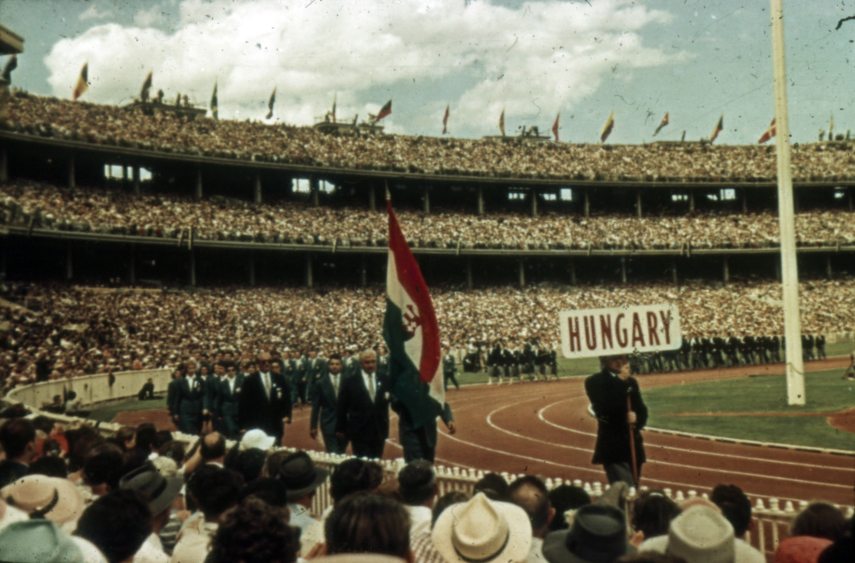 A magyar csapat Melbourne-ben 1956-ban. Fotó: Sárosi Imre / FORTEPAN