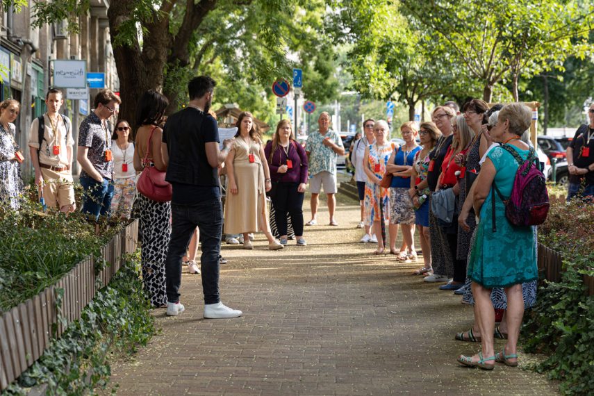 Radnóti Miklós irodalmi séta Juhász Anna és Szabó Kimmel Tamás