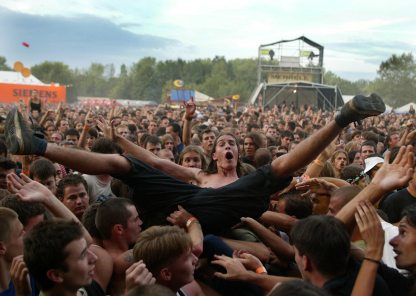 Sziget 2002 usztatas sopronyi.jpg