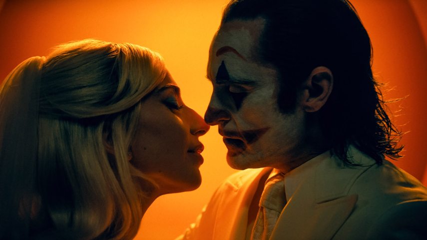 Lady Gaga és Joaquin Phoenix a Joker: Kétszemélyes téboly című filmben. Fotó: Niko Tavernise / Warner Bros. Entertainment Inc.