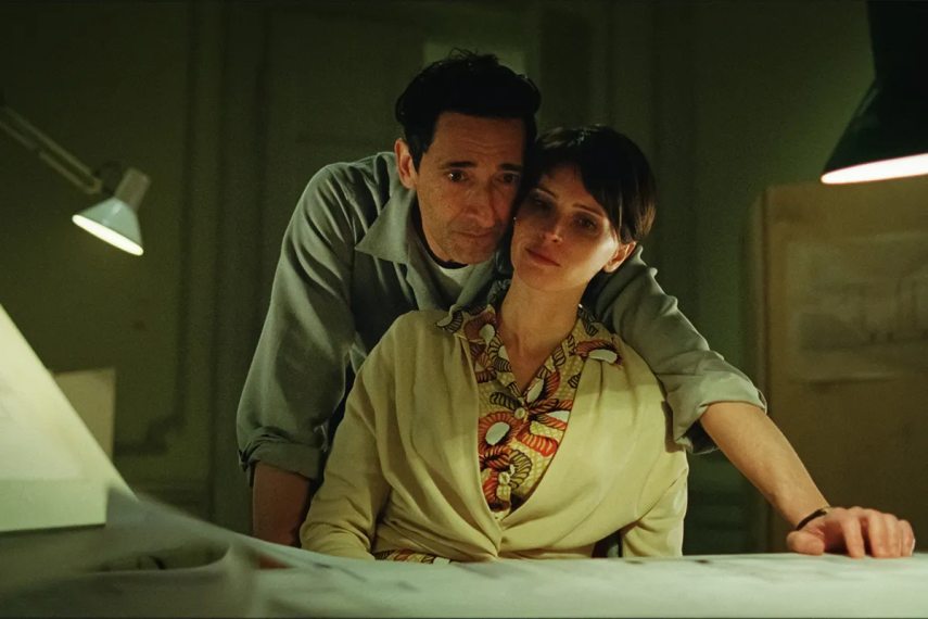 Adrien Brody és Felicity Jones a The Brutalist című filmben