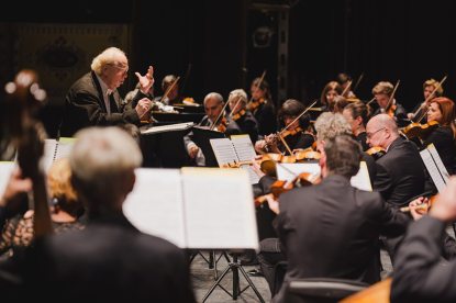 Nemzeti Filharmonikusok koncertje a Kolozsvári Magyar Operában.jpg