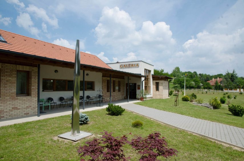 Hefter Galéria és Stúdió Pannonhalmán. Fotó: Hefter Galéria