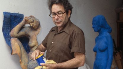 George_Segal_artist,_in_New_Jersey_studio.jpg