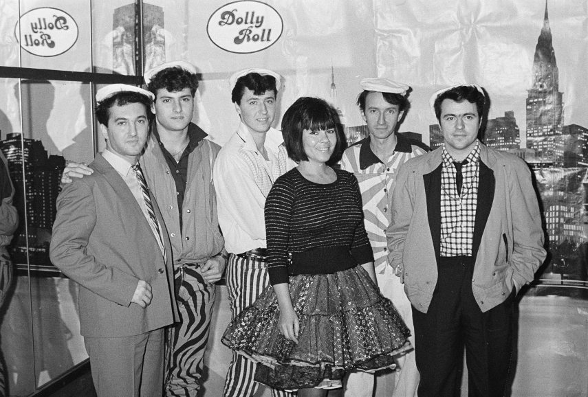 A Dolly Roll együttes: Fekete Gyula, Zsoldos Gábor, Flipper Öcsi, Dolly, Kékes Zoltán, Novai Gábor. Fotó: Szalay Béla / FORTEPAN