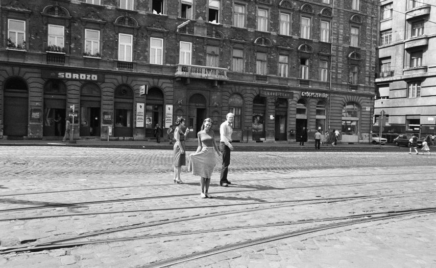 A VIII. kerületi Baross utcán 1980-ban, jobbra a Szeszgyár utca. #288972 Fotó: Fortepan / Prohászka Imre