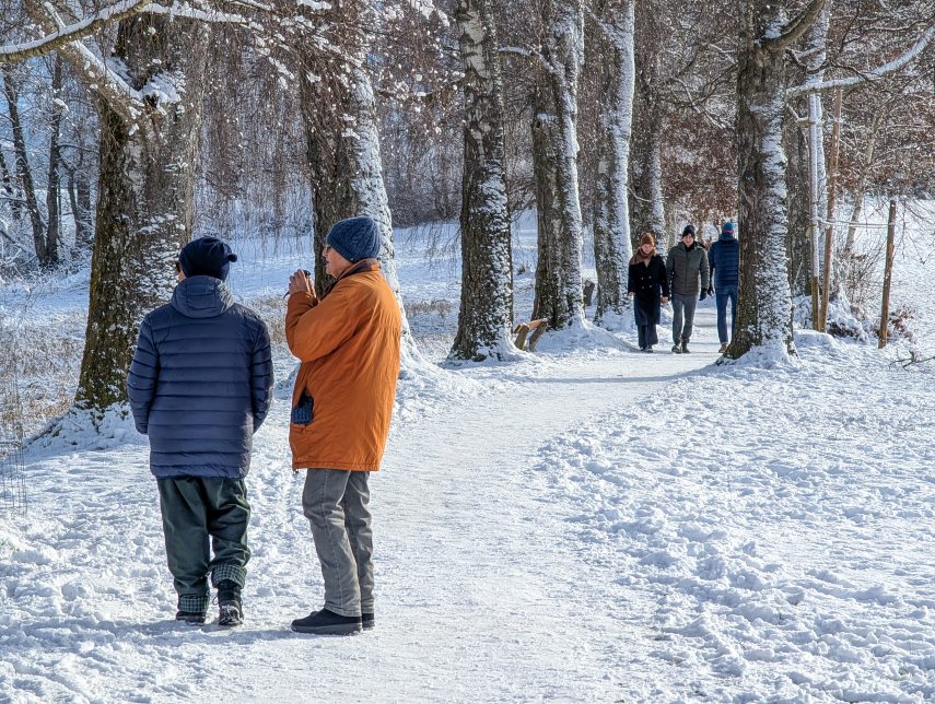 Walkers traverse a winter landscape near the town of Uffing in Garmisch-Partenkirchen, Upper Bavaria, Bavaria, Germany, on January 4, 2025. (Photo by Michael Nguyen/NurPhoto)
Michael Nguyen / NurPhoto / NurPhoto via AFP