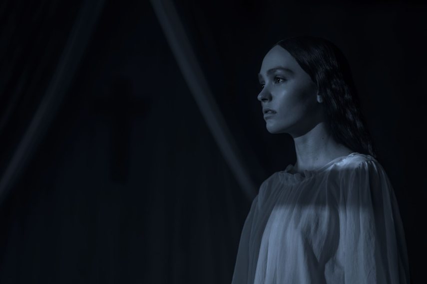 Lily-Rose Depp a Nosferatu című filmben.