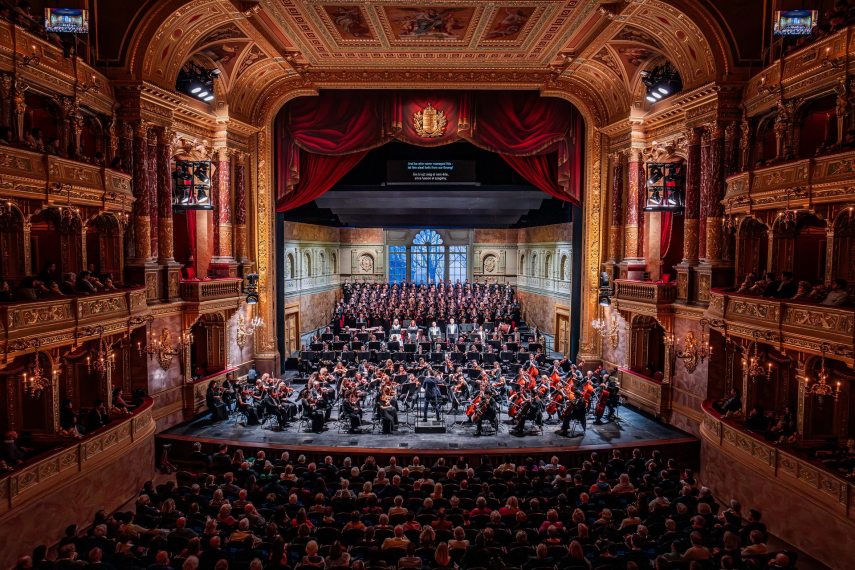 OPERA Zenekar és Énekkar fotó Berecz Valter.jpg