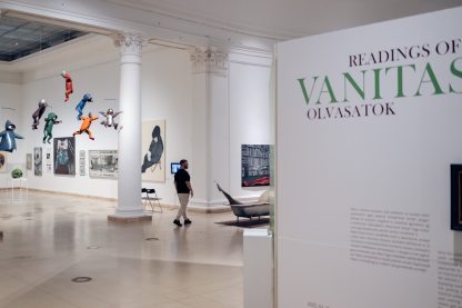 MUCSARNOK_VANITAS_KIALLITAS_001.jpg