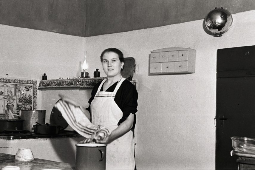 fortepan_142851.jpg