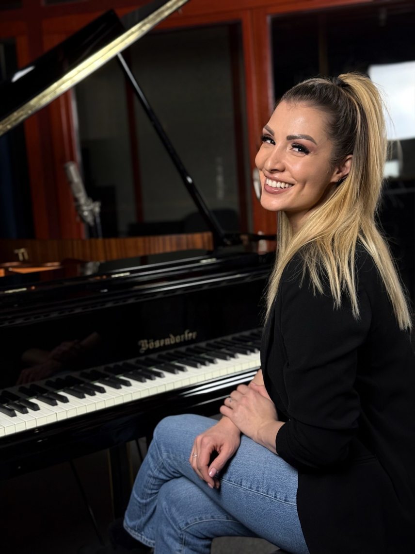 Fehér Lili zongoraművész. Fotó: Hegyvári Baán Bettina