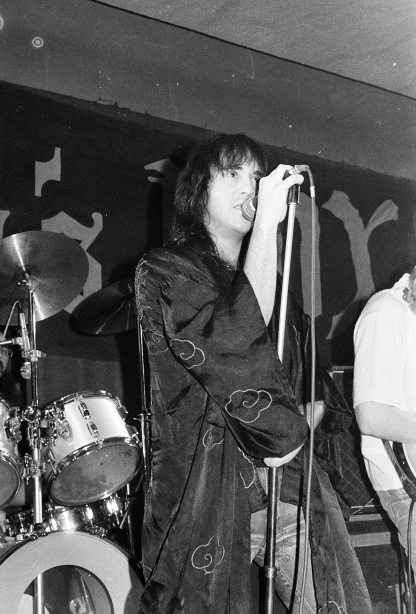 Varga Miklós, a P. Box együttes énekese 1984-ben. Fotó: Hidas Gyula / Fortepan