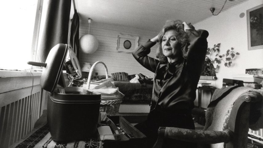 Ruttkai Éva. Fotó Ács Irén.jpg