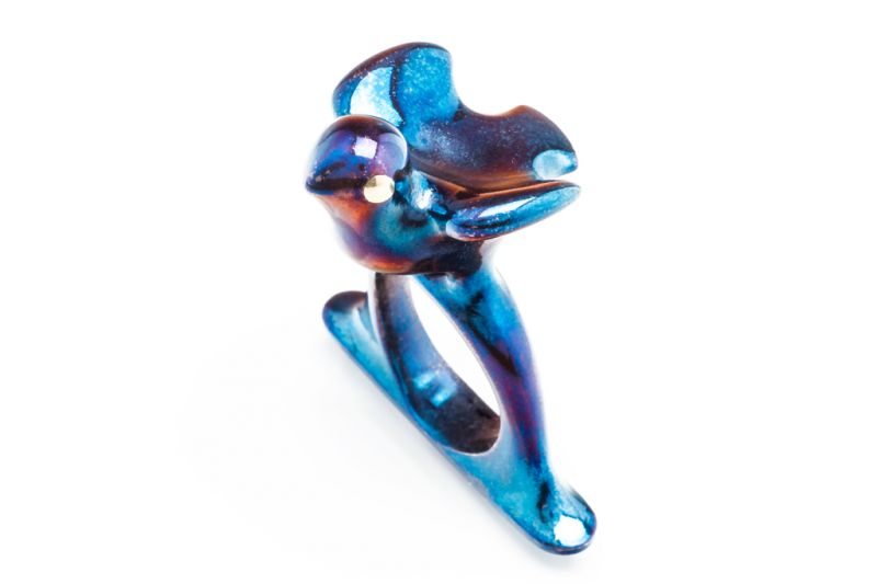 Gyűrű - madár alakjával (Péter Vladimir, 1995).jpg