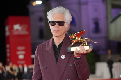 113471-PHOTOCALL_WINNERS_-_Jim_Jarmusch__Credits_Andrea_Avezz___La_Biennale_di_Venezia_-_Foto_ASAC___2_.JPG