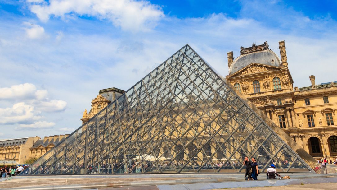 Louvre.jpg
