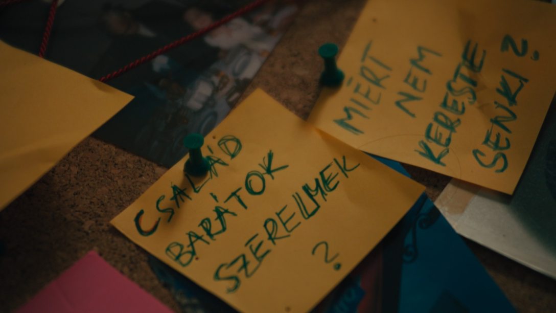 Apam_lanya_STILL_Fotokredit_Apam_lanya_Little Bus Productions-3.jpg