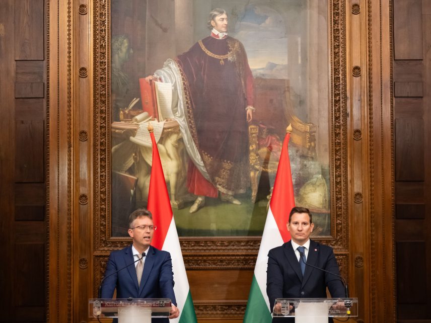 thumb-210933-default-medium-jpg_img_0Ffyoc