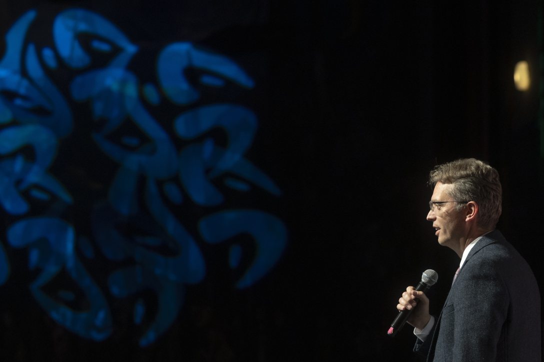 Hankó Balázs kultúráért és innovációért felelős miniszter beszédet mond az Erkel Színház művészeinek a teátrum dísztermében tartott fogadáson 2025. december 12-én. Fotó: Kocsis Zoltán / MTI