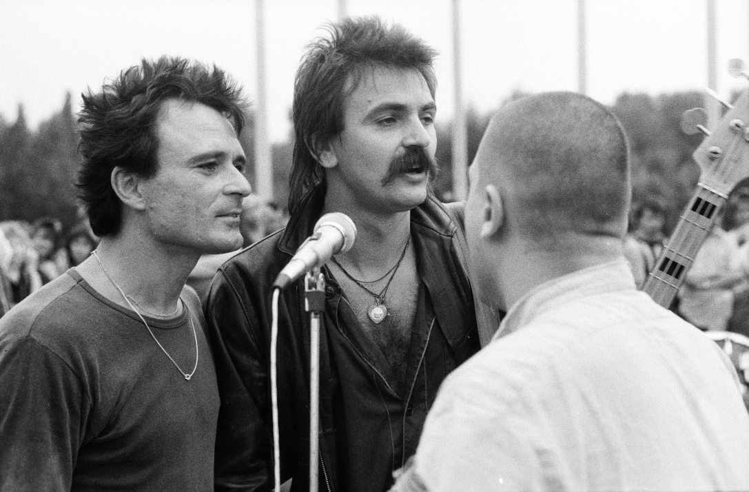 Hajógyári-sziget, szemben Nagy Feró és Trunkos András 1983-ban. Fotó: Fortepan / Hidas Gyula