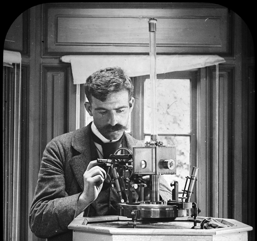 Fotó: Fortepan / SZTFH Földtani Szolgálatának gyűjteménye / Eötvös Loránd