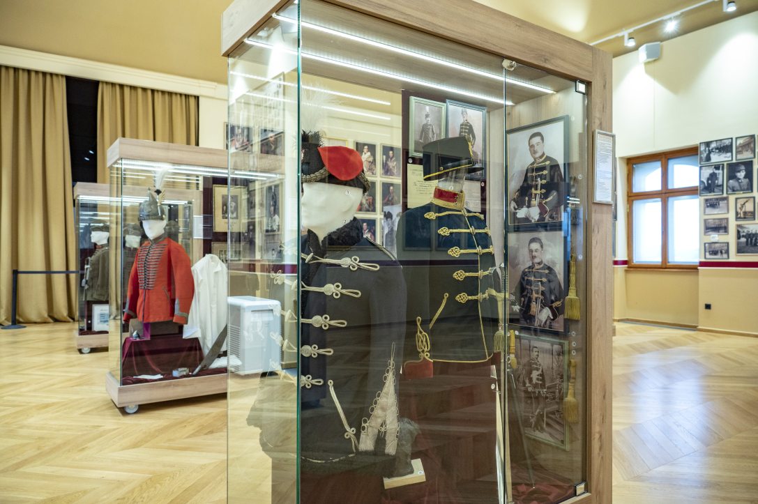 Kiállítás az újjáépült egykori Főőrség épületének felső szintjén a budai Várban 2023. október 16-án. Fotó: MTI/Szigetváry Zsolt