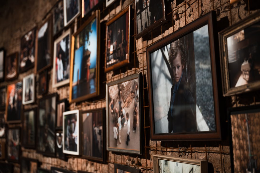 Az Árva - A történelem torkában című, Nemes Jeles László Árva című filmjéhez kapcsolódó kiállítás a BTM Kiscelli Múzeumban. Fotó: Hegyháti Réka/Mozinet