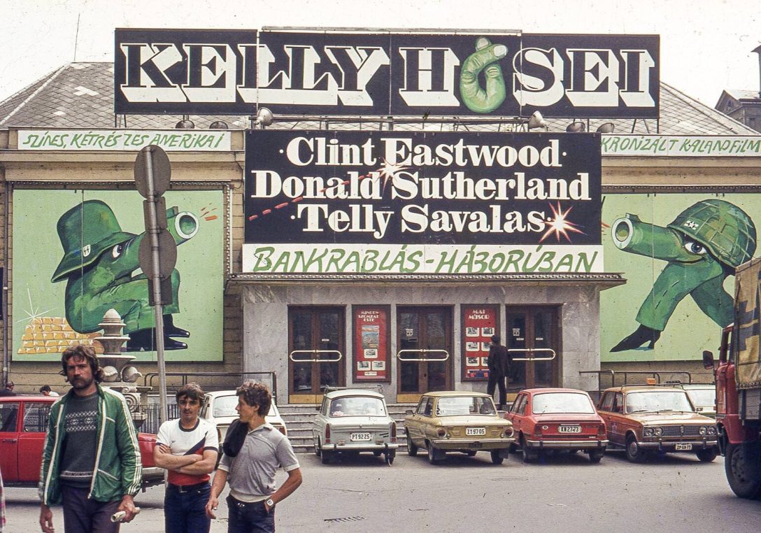 A Kelly hősei című film (1970) Ducki Krzysztof által tervezett hirdetése az 1980-as évek elején. Fotó: Ducki Krzysztof