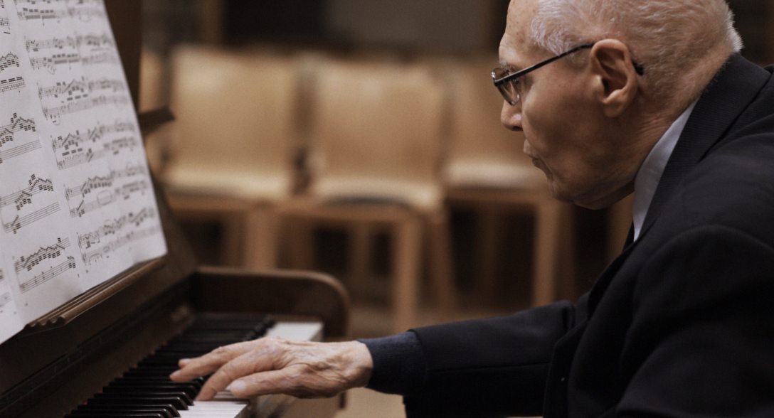 Jelenet a Kurtág-töredékek című filmből. Fotó: Mozinet