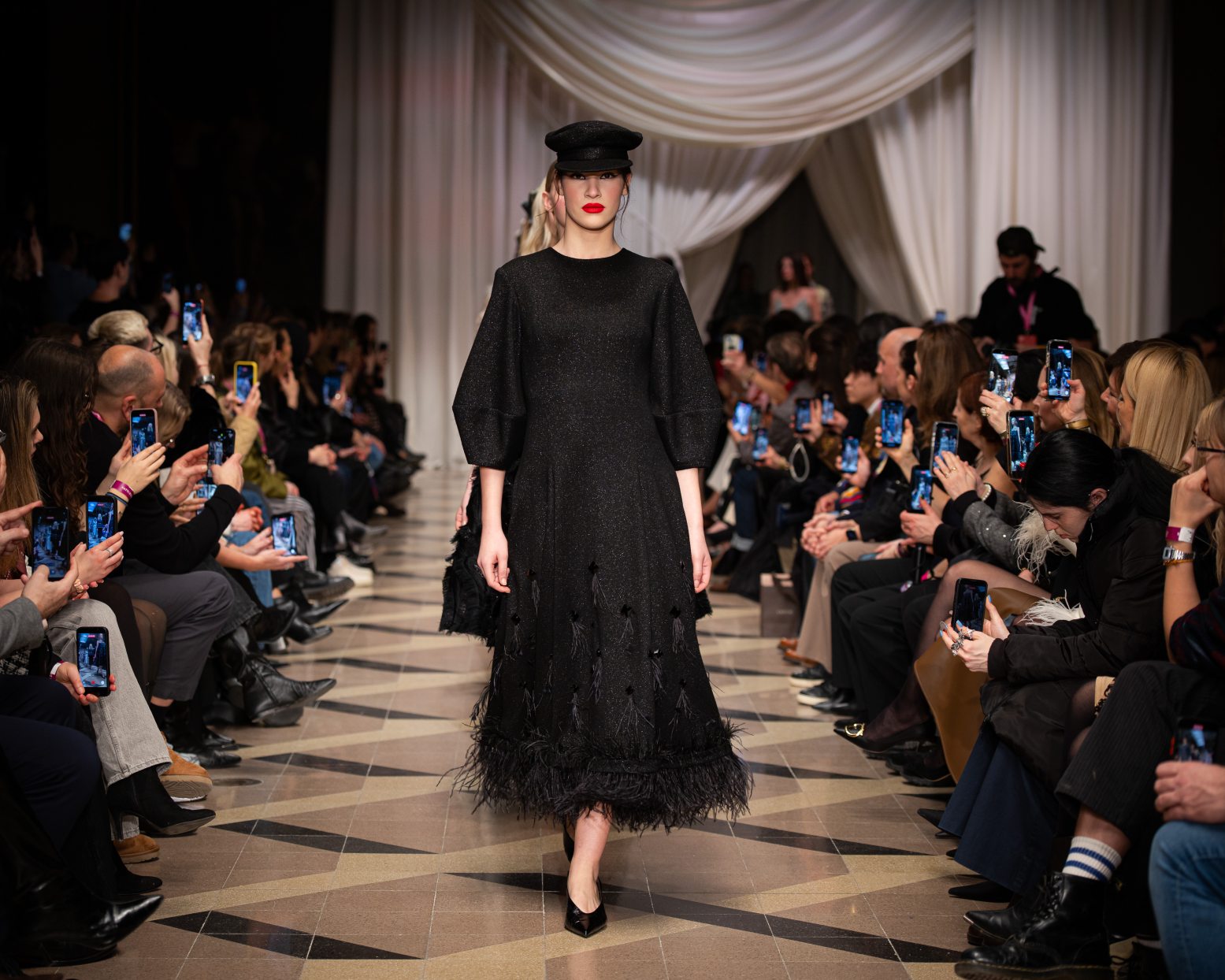 A szépség marad – a KATTI ZOÓB divatház legújabb, 2026/27-es őszi-téli kollekciója. Fotó: Katti Zoób katti_zoob_bcefw_aw2627-42.jpg