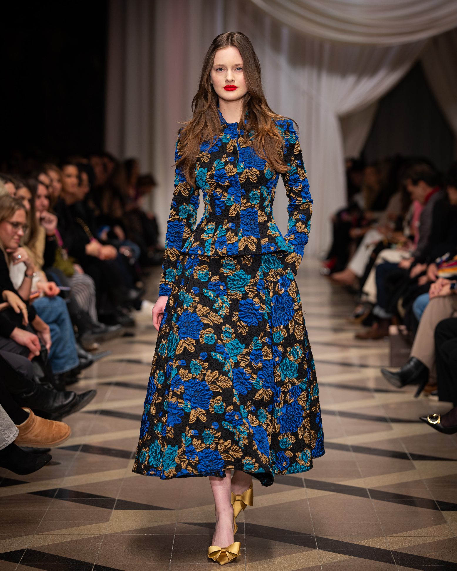 A szépség marad – a KATTI ZOÓB divatház legújabb, 2026/27-es őszi-téli kollekciója. Fotó: Katti Zoób katti_zoob_bcefw_aw2627-29.jpg