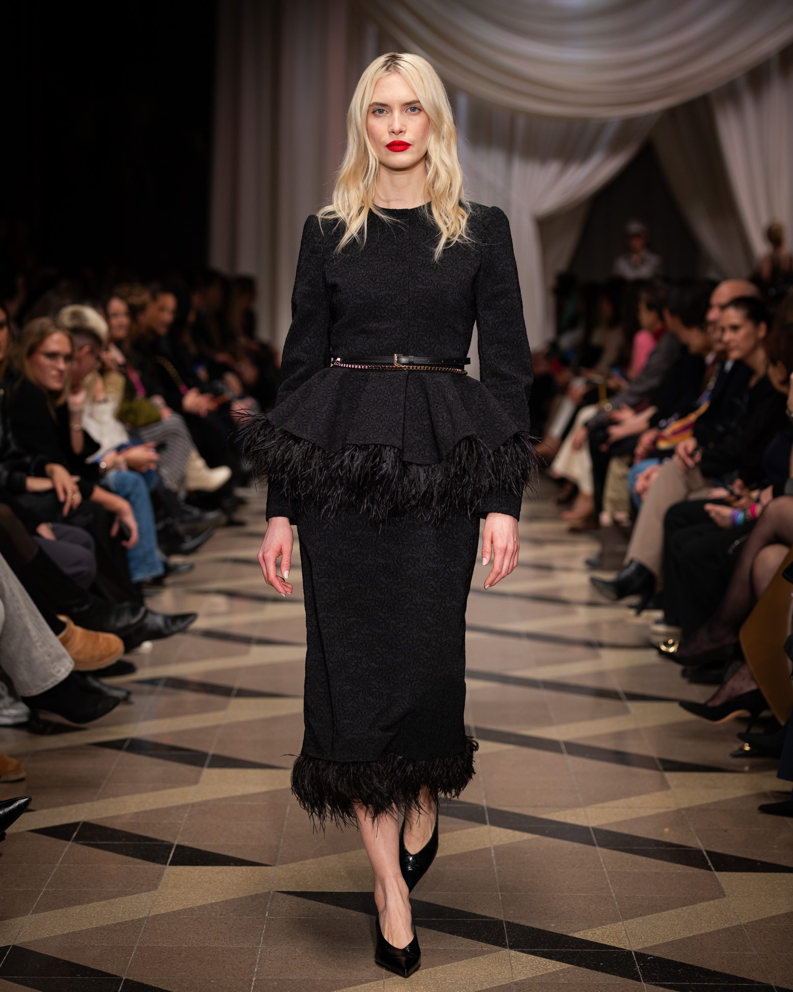 A szépség marad – a KATTI ZOÓB divatház legújabb, 2026/27-es őszi-téli kollekciója. Fotó: Katti Zoób katti_zoob_bcefw_aw2627-3.jpg