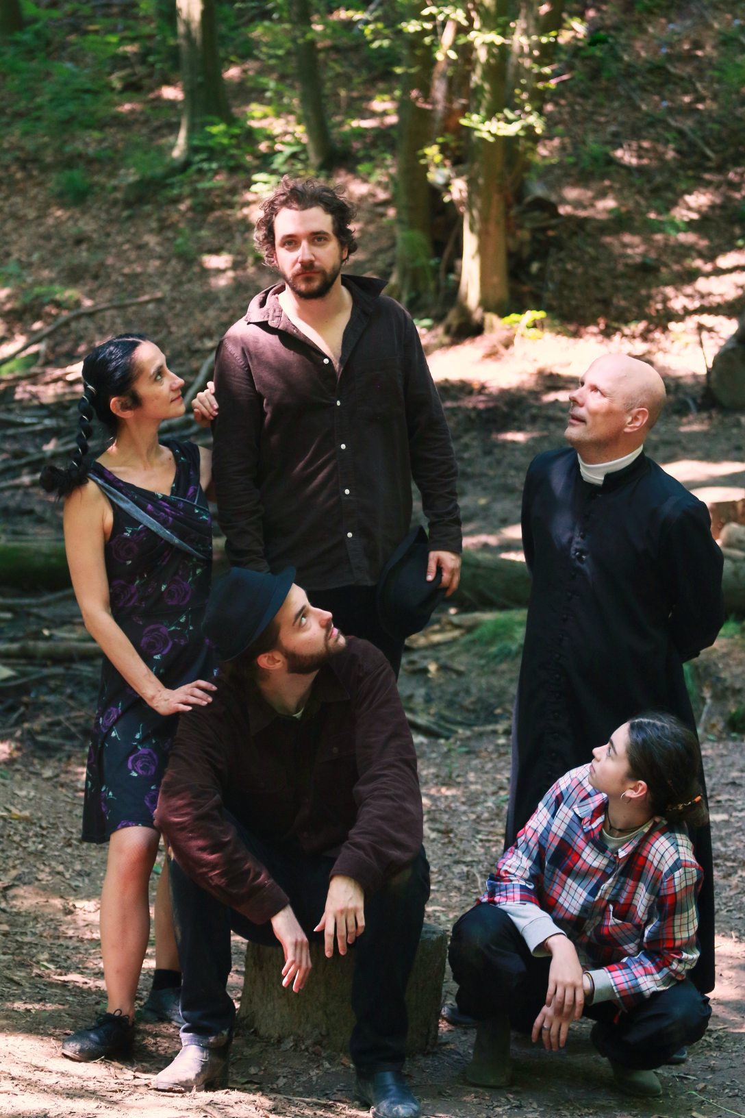 A Kafkaper színészei (Pethő Kincső, Molnár Péter, Haász Tamás, Ilyés Lénárd, Bicskey MÍra). Fotó: Havas Eszter